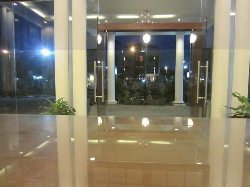 Hotel Padang Extérieur photo